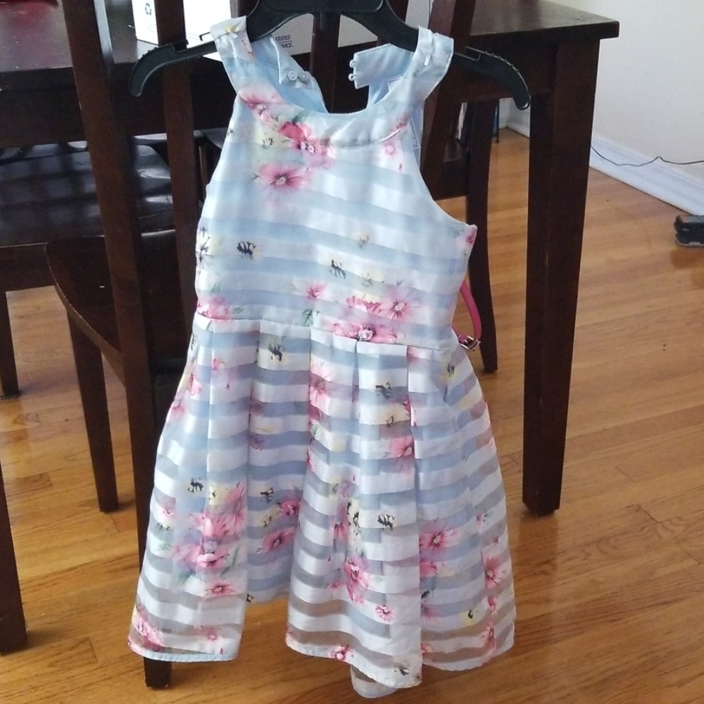 Cute dress